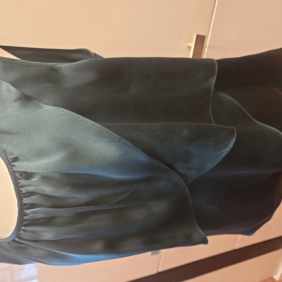 Talbots 100% Silk Draped Tiered Sleeveless Blouse Emerald Green Womens Size 12 - Picture 2 of 11
